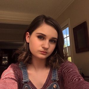 Meet your Posher, Kaleigh